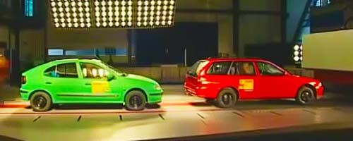 Ciężarówka i osobówki crashtest