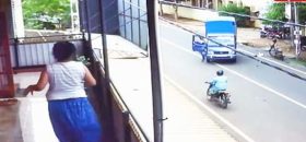 Starszy mężczyzna potrącony przez ciężarówkę, umiera na miejscu.