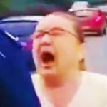 Ta babka to jakiś szatan wcielony.