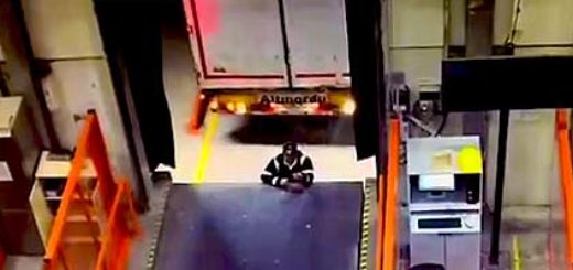 Wypadek na rampie załadunkowej