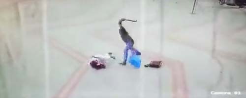 Atak dziewczyny w amoku