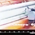 Maszyna do papieru natychmiastowo anihiluje Chińczyka.