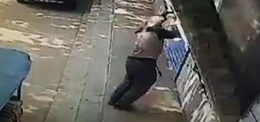 Przygniecienie przez mur