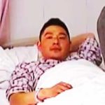 Mężczyzna łapie kobietę spadająca z 11 piętra – odważne czy głupie?