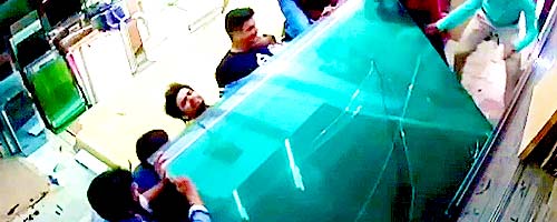 Tafla szkła i wypadek