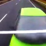 Niewątpliwie śmiertelna czołówka samochodu osobowego i ciężarówki.