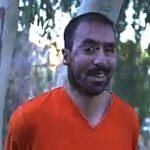 Jeniec wojenny i pojedyńczy strzał. Prosto w głowę.