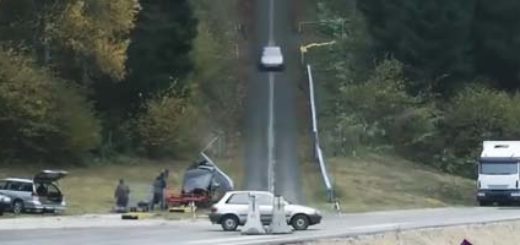 Crash test przy 200km na godzinę