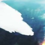 Gaszenie płonącego drzewa.